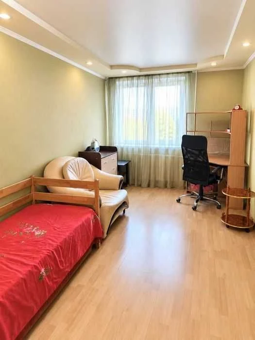 Продам 3к квартиру Робоча Правий берег Цегляний будинок Ремо