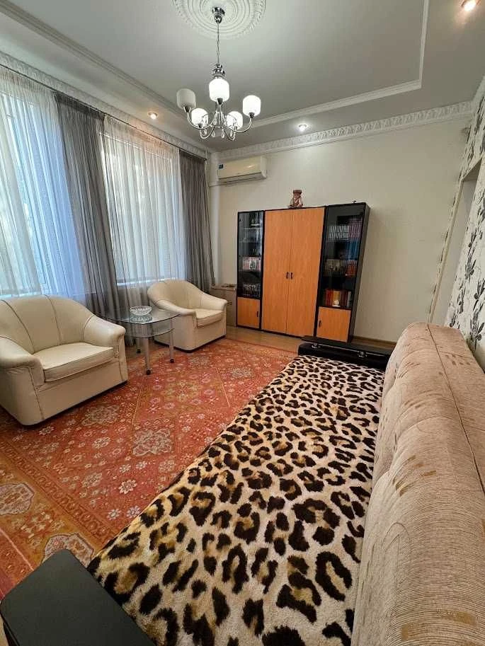 Продаж 2к. квартири Нарбутівська-Криваліївська