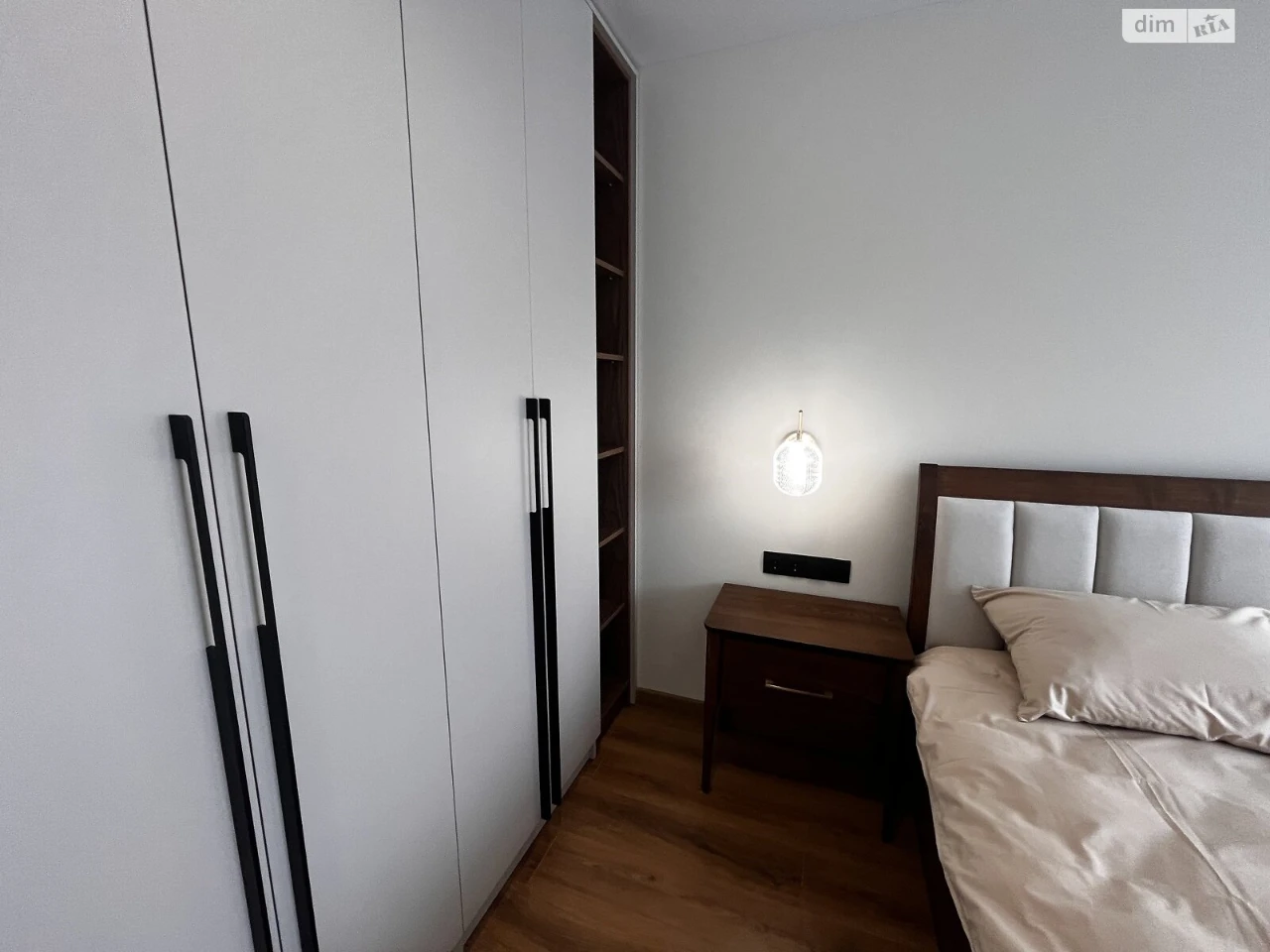 Продаж Квартира Канада
