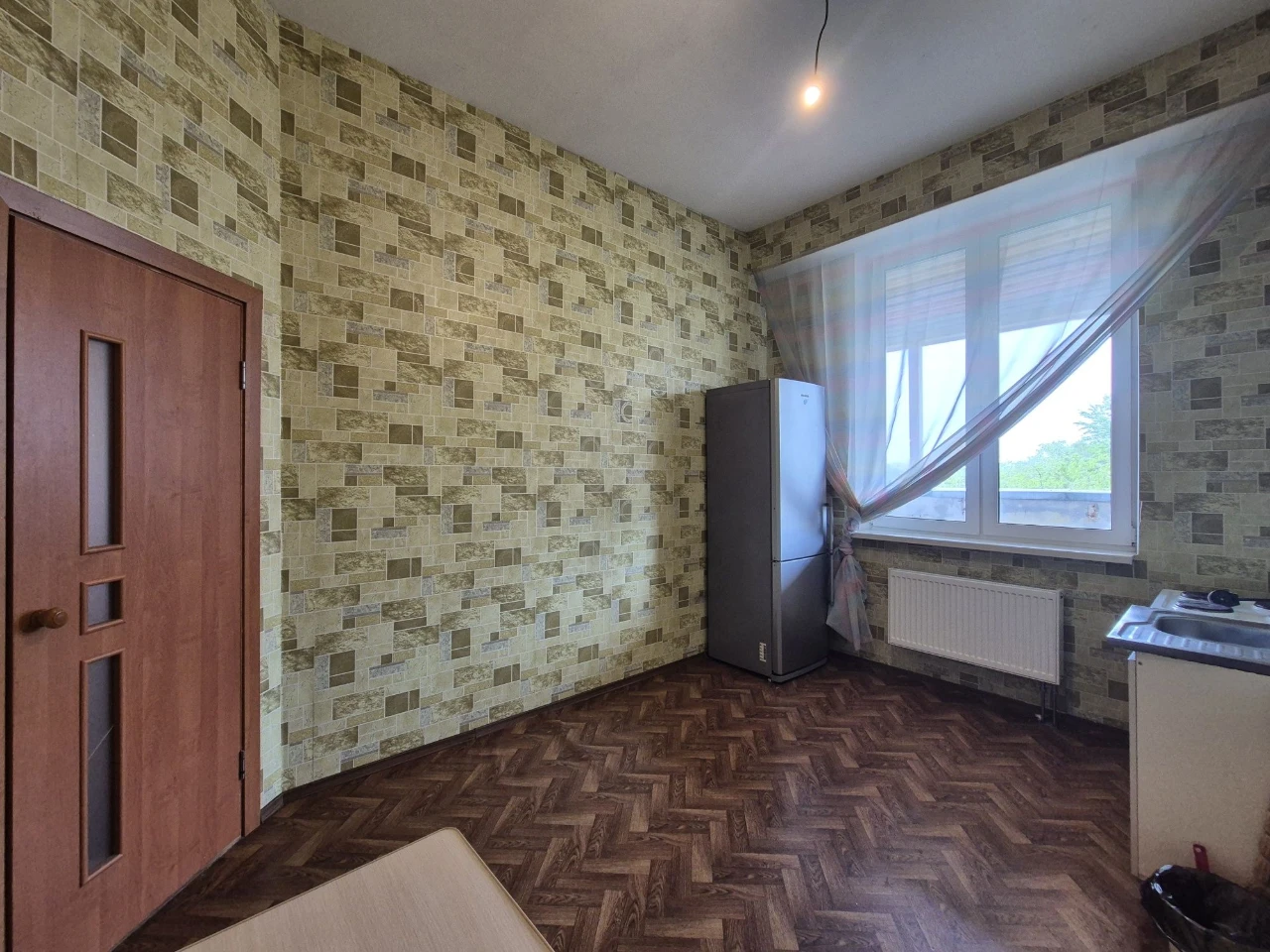 Продаж 2к квартири 70квм Харченко 47А Бортничі