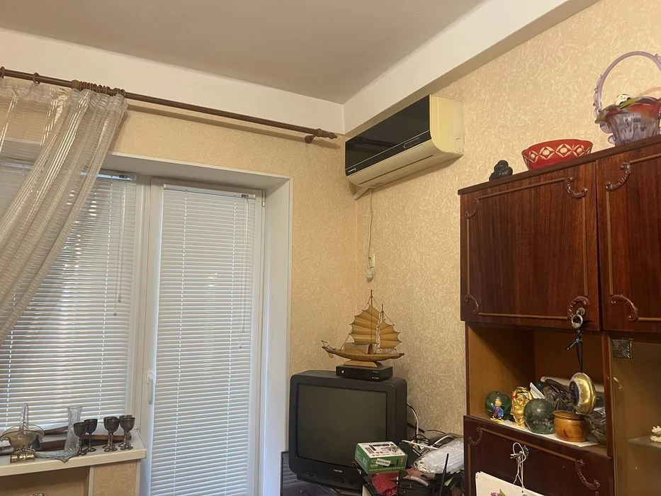 Продаж 1-кім. квартири по вул. Дудикіна