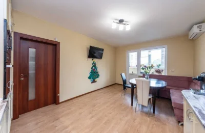 Продаж 3к квартири 95.7 м² + комора | ЖК The Lakes |Ясинуват