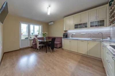 Продаж 3к квартири 95.7 м² + комора | ЖК The Lakes |Ясинуват