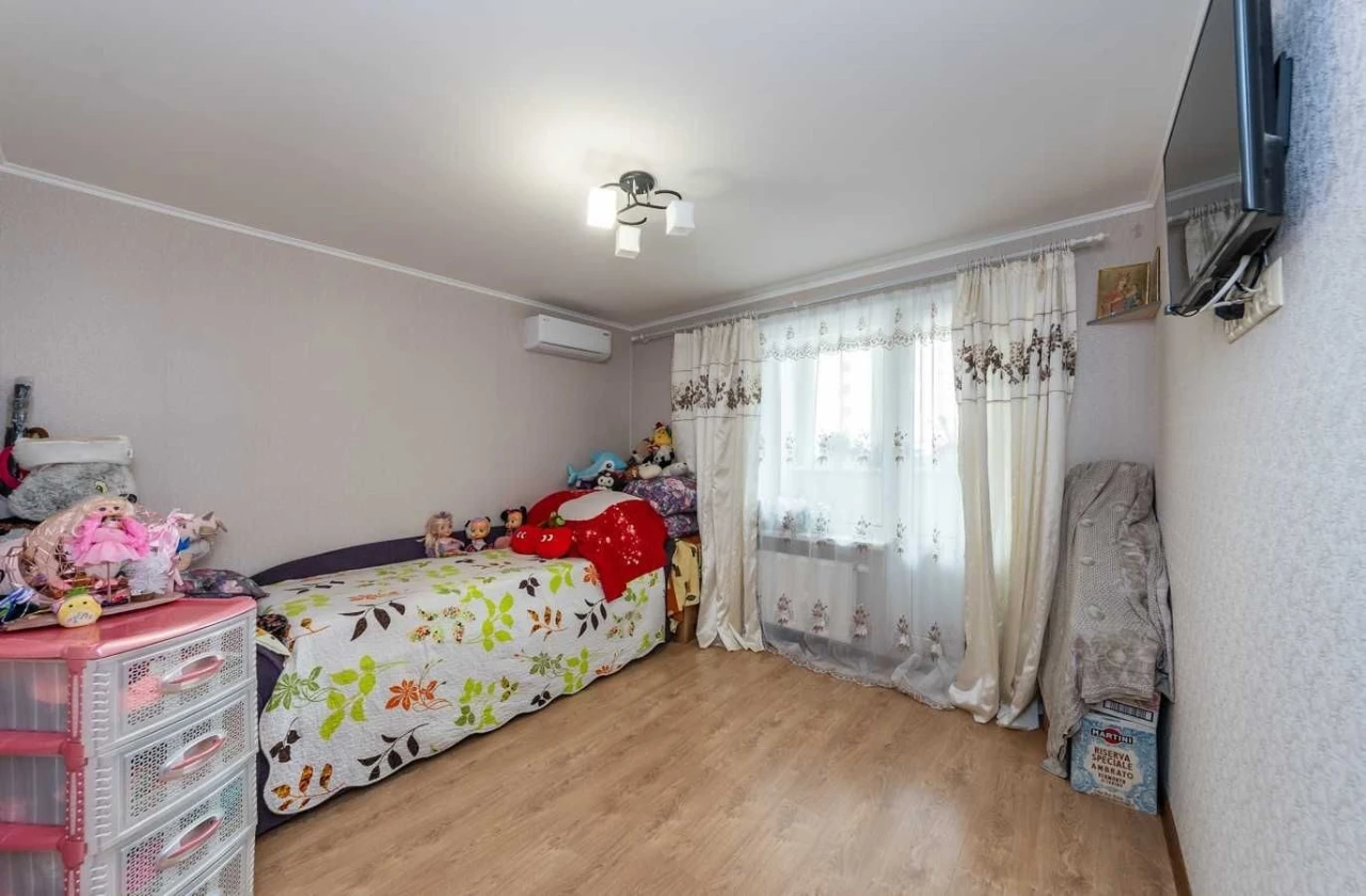 Продаж 3к квартири 95.7 м² + комора | ЖК The Lakes |Ясинуват