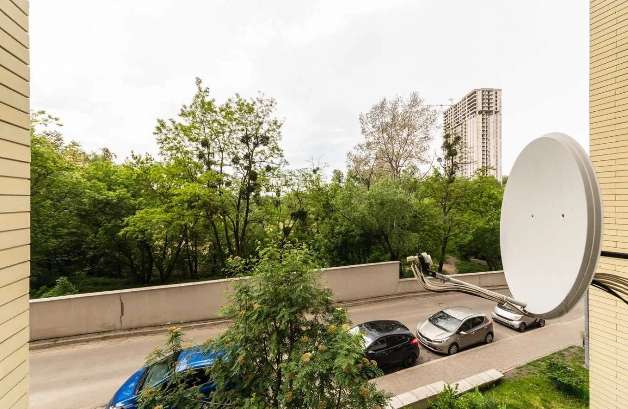 Продаж 3к квартири 95.7 м² + комора | ЖК The Lakes |Ясинуват