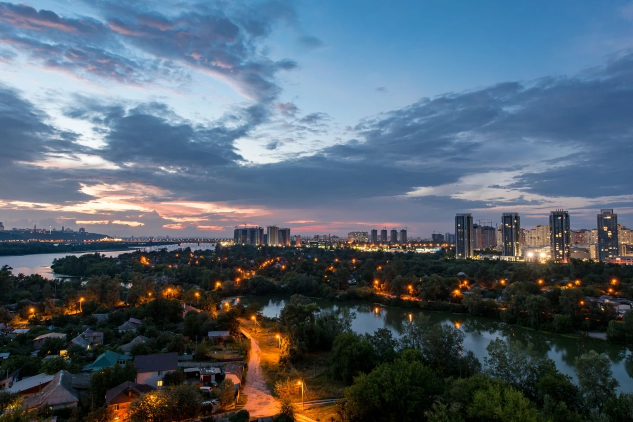 Продам 4К дизайнерську та видову квартиру 113 м2 в ЖК Славут