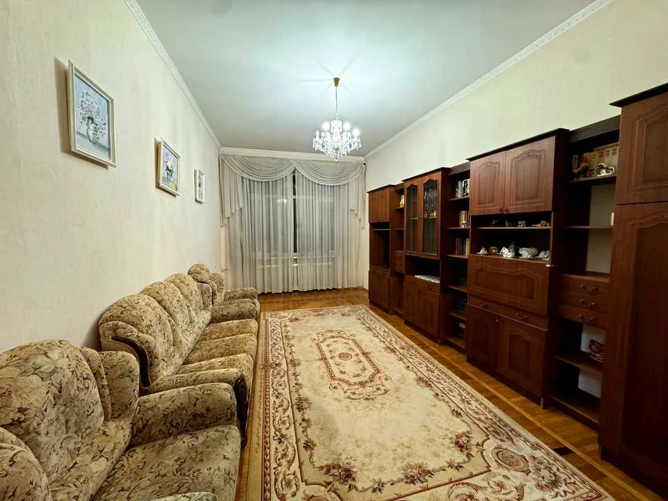 Квартира. Київ, Мала Житомирська вул.