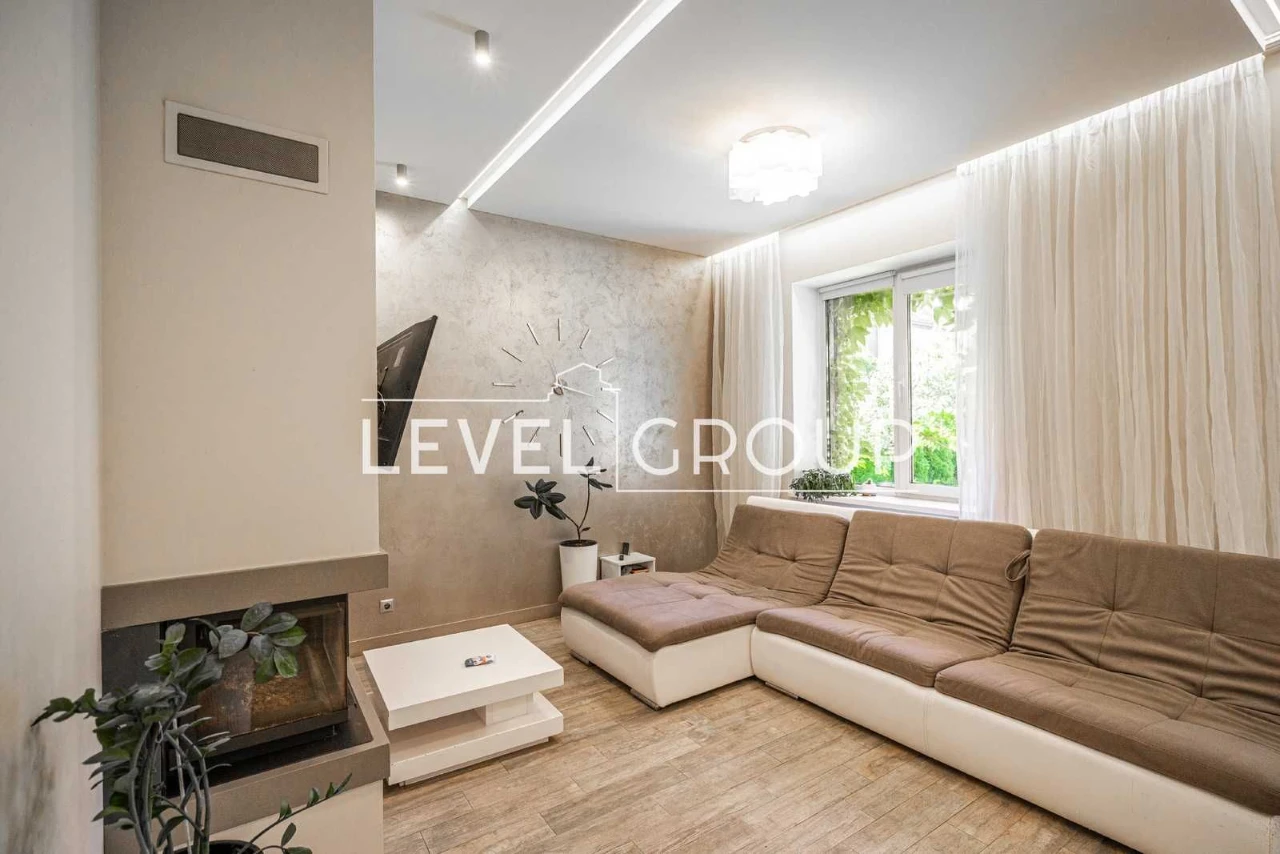Продаж 6к будинку 189кв.м,  6сот землі в Києві, Святошинськи