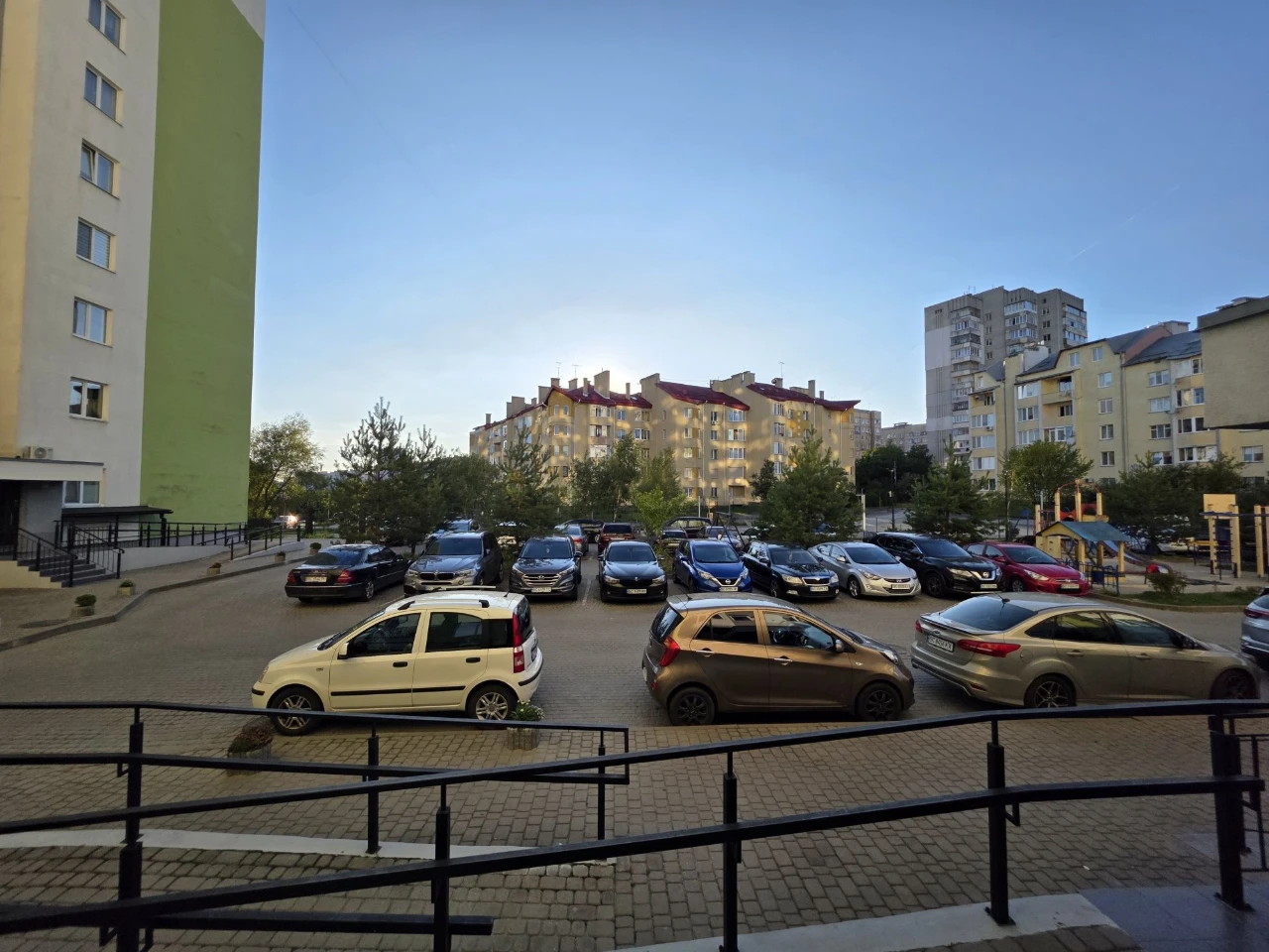 Продаж 1 Кімнатна Новобудова вул.Сихівська - Полуботка. Іскр
