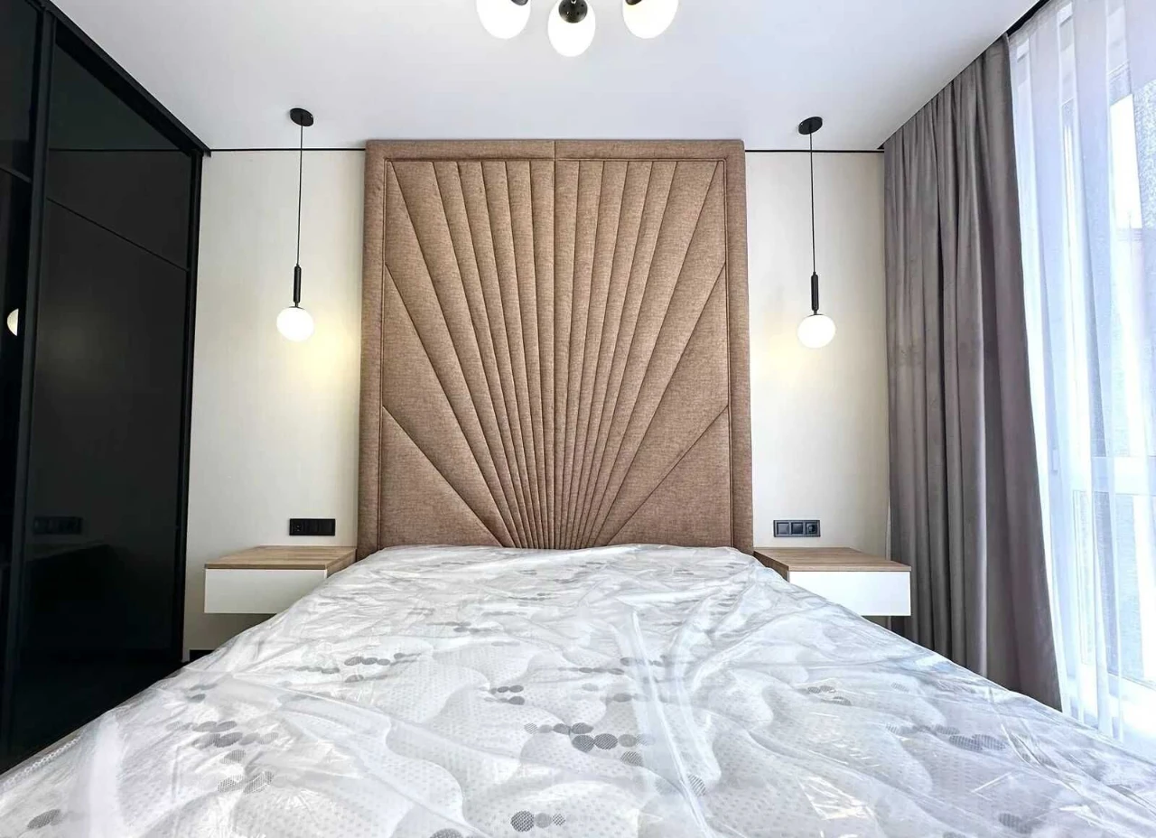 Продаж 1-кім квартира укомплектована Центр. ЖК Light Home
