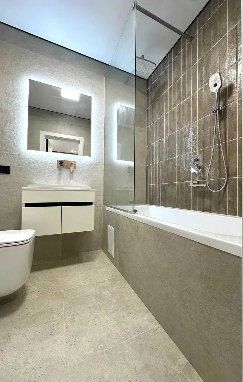 Продаж 1-кім квартира укомплектована Центр. ЖК Light Home