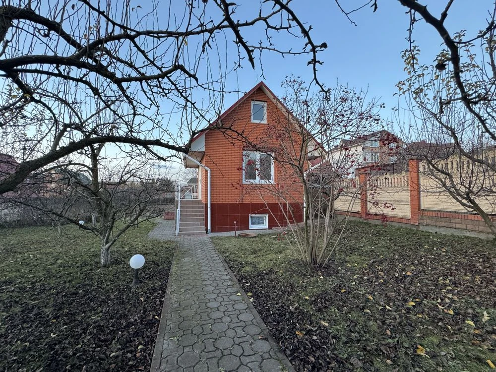 Продам будинок (Дивокрай). Земельна ділянка 20 сот .
