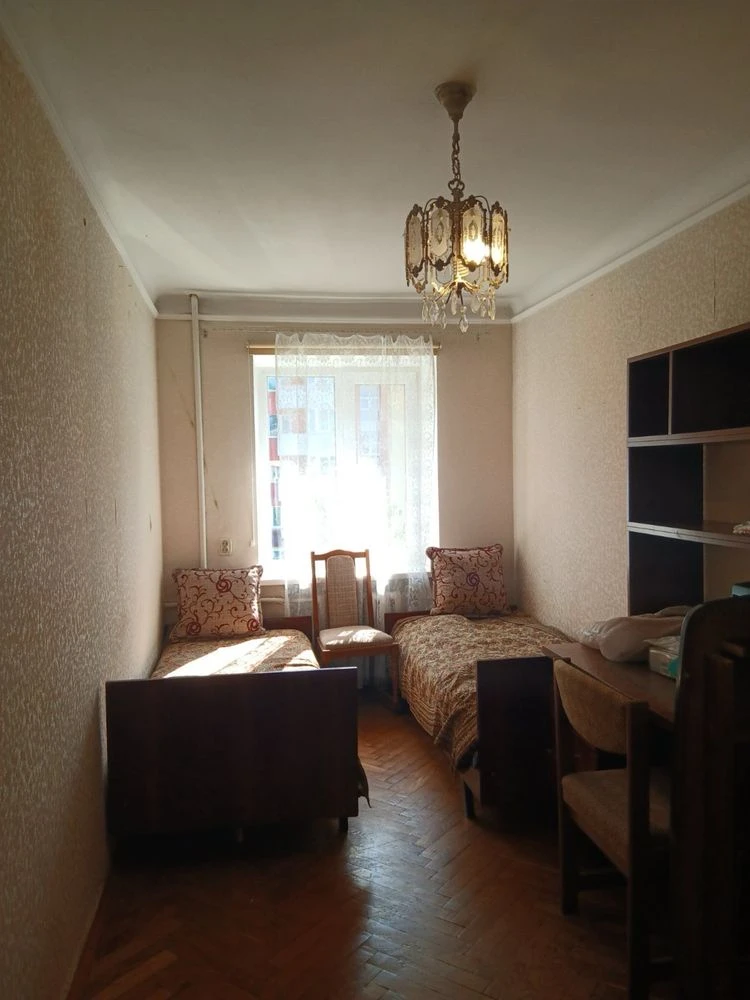 ПРОДАЖ 2 кім вул. Збаразька
