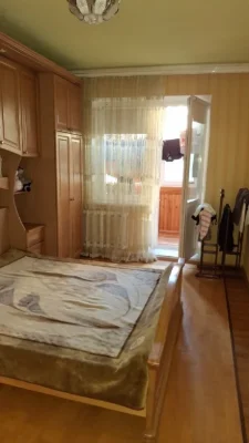 Продаж трикімнатної квартири