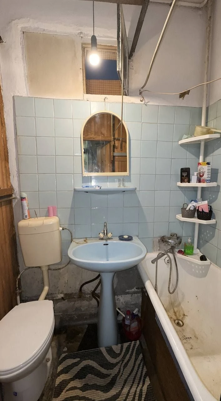 Продаж 2-кімнатної квартири в центрі Одеси, 40 м², 2/2, АГВ,