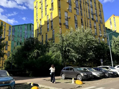 Квартира. Київ, Регенераторна вул.
