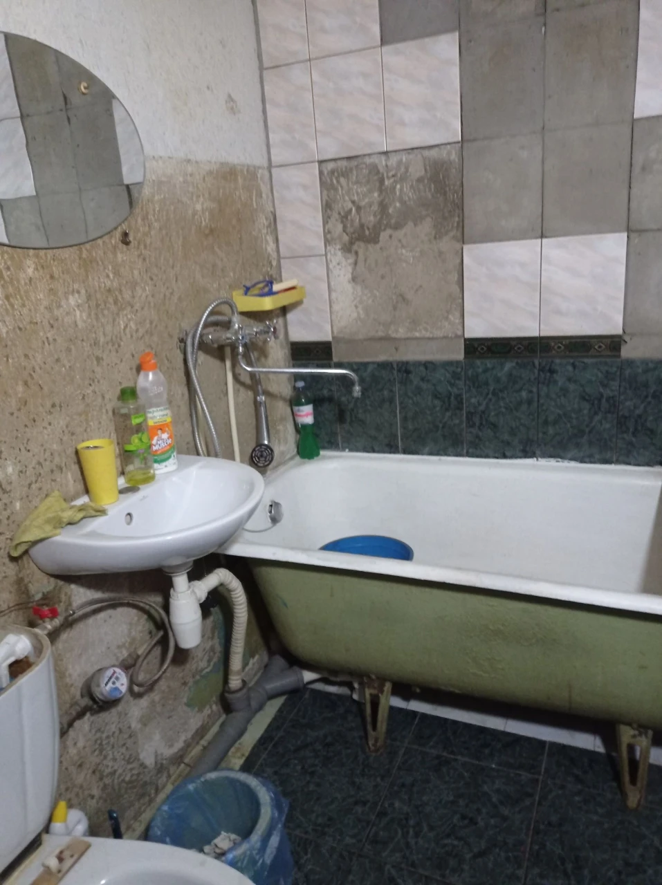 Продам 3 квартиру Будівельників( Колос)4/5 27000$торг