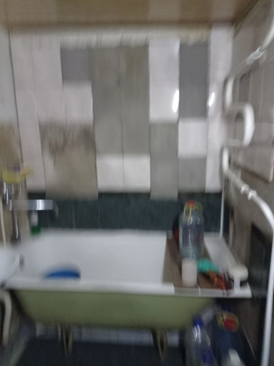 Продам 3 квартиру Будівельників( Колос)4/5 27000$торг