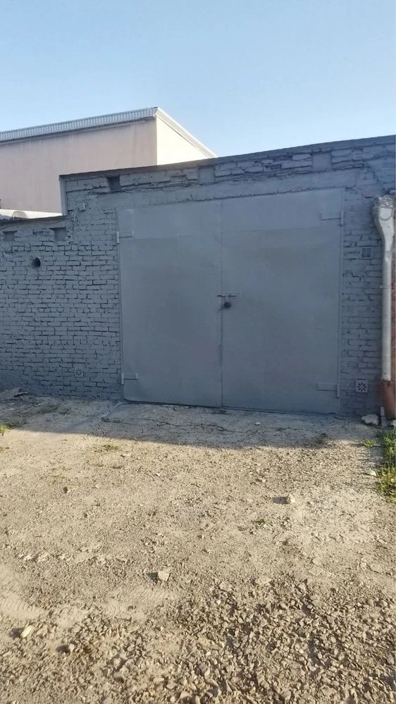 Продам гараж місто Луцьк Вишенського 19 А