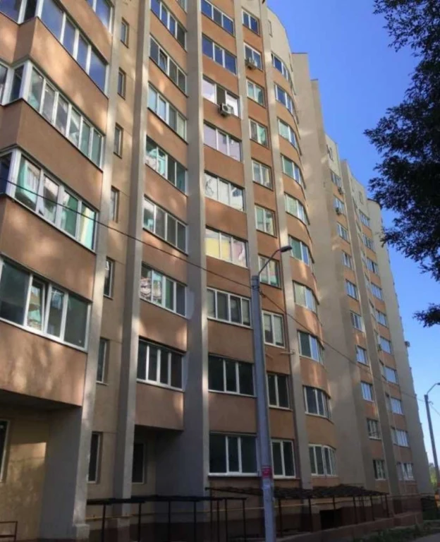 2х комн. квартира  59 кв.м в ЖК , 1 эт./10эт. доме, красный