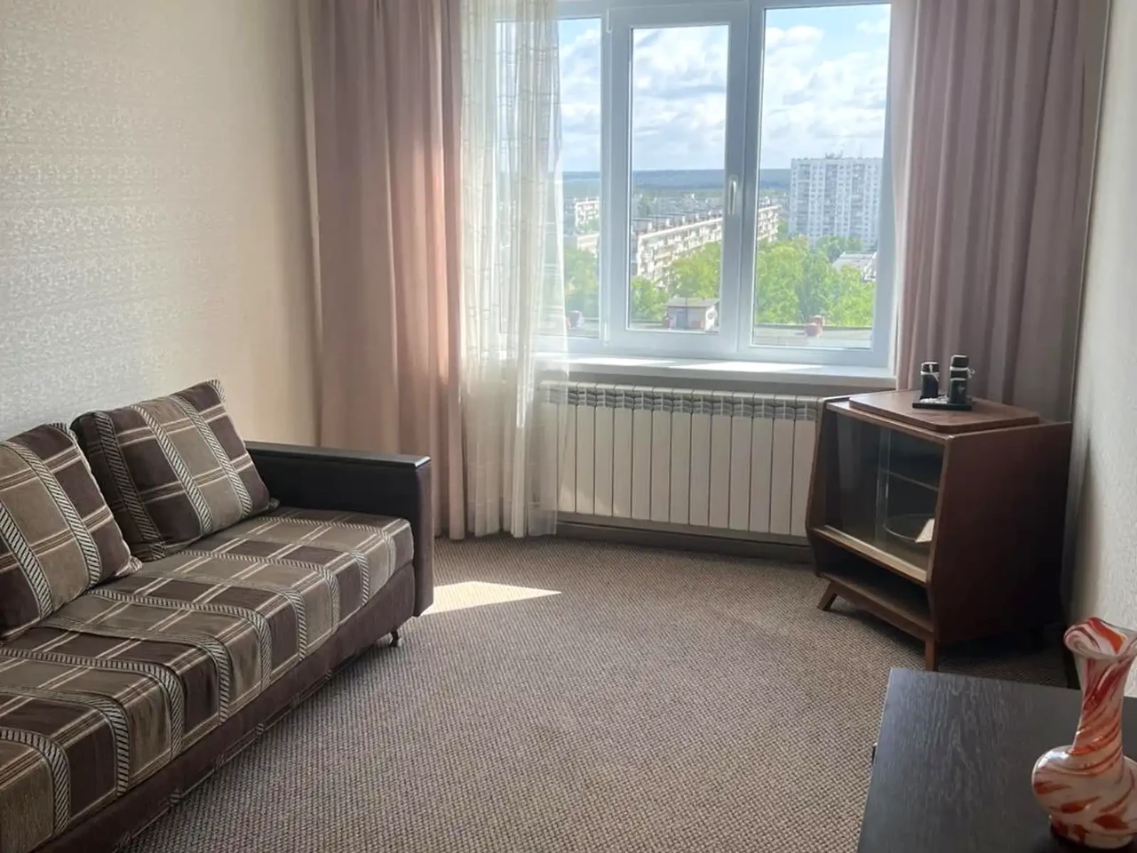 Оренда квартири 2-кімн. 45 м² 16/16 пов.