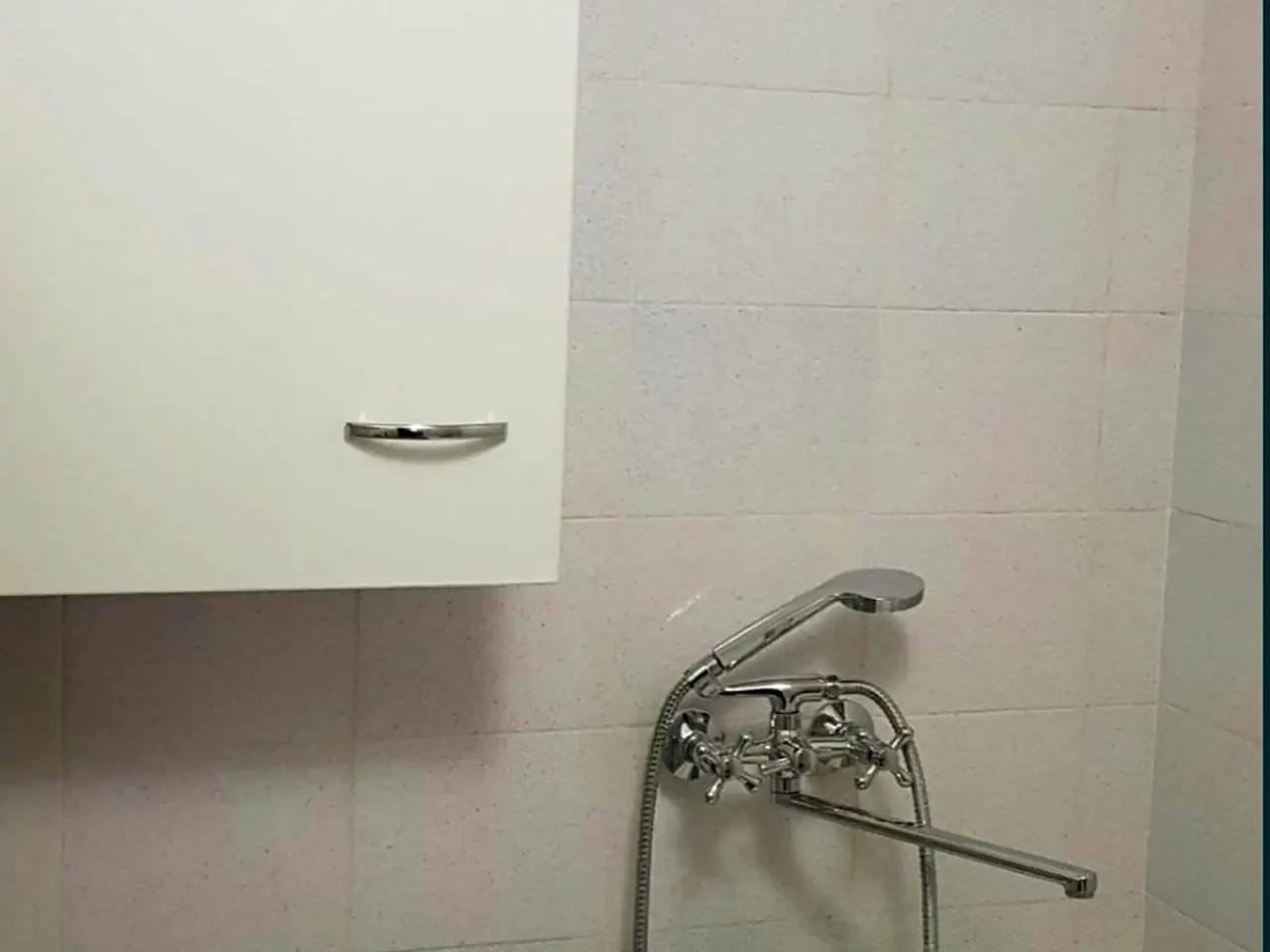 Оренда квартири 2-кімн. 45 м² 16/16 пов.
