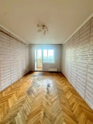 Продаж 3-кімнатної квартири 76 м², Академіка Заболотного вул
