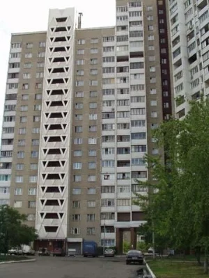 Продаж 3-кімнатної квартири 76 м², Академіка Заболотного вул