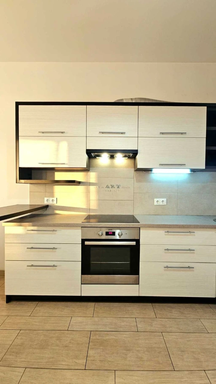 Продаж 2-кімнатної квартири 86 м², Парково-Сирецька вул., 4В