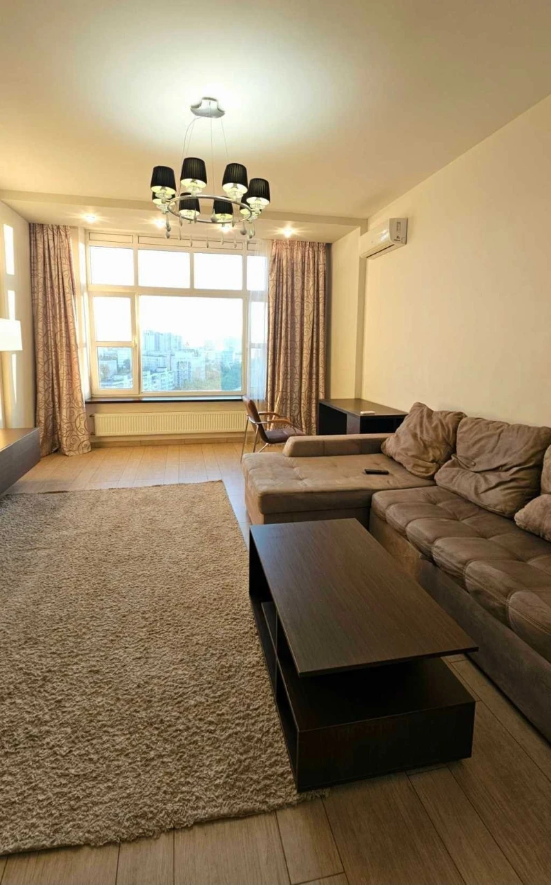 Продаж 2-кімнатної квартири 86 м², Парково-Сирецька вул., 4В