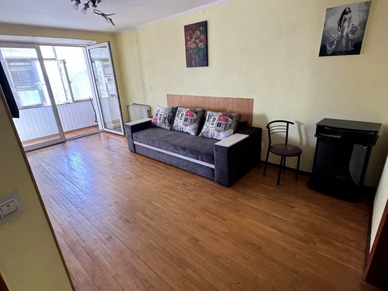 Оренда квартири 2-кімн. 43.2 м² 5/6 пов.