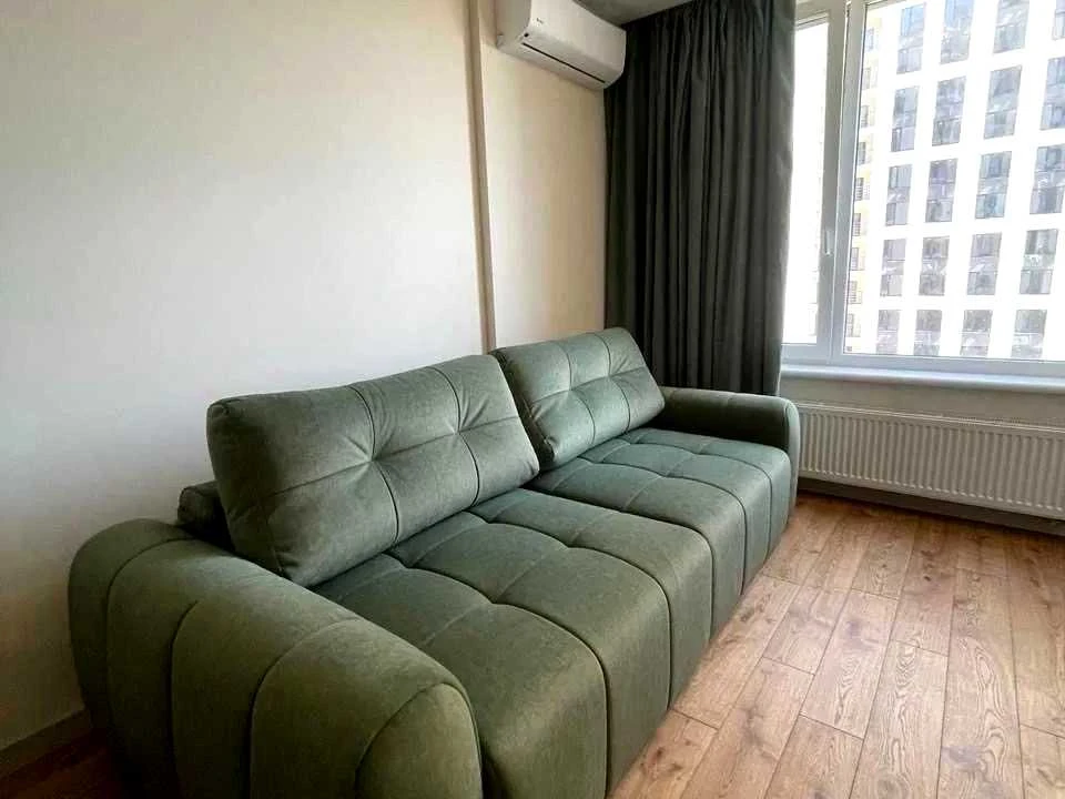 Квартира. Київ, Князя Романа Мстиславича вул. (Генерала Жмач