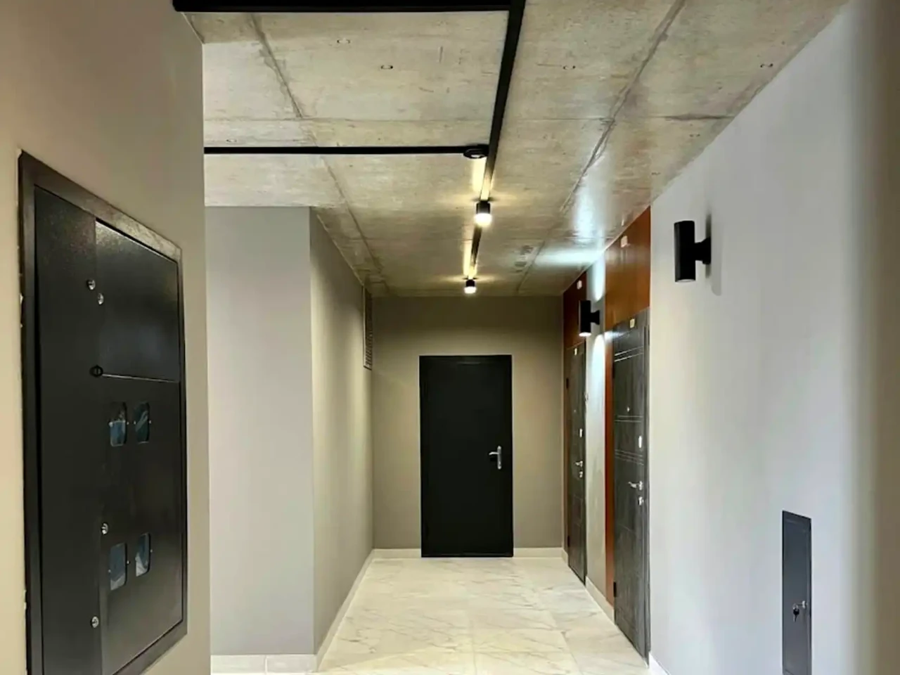 Продаж квартири 2-кімн. 61 м² 9/13 пов.