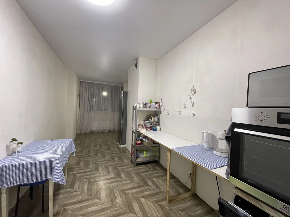 3 к  квартира 113 м² з 2 балконами , ремонт 90%, окремі 3 сп