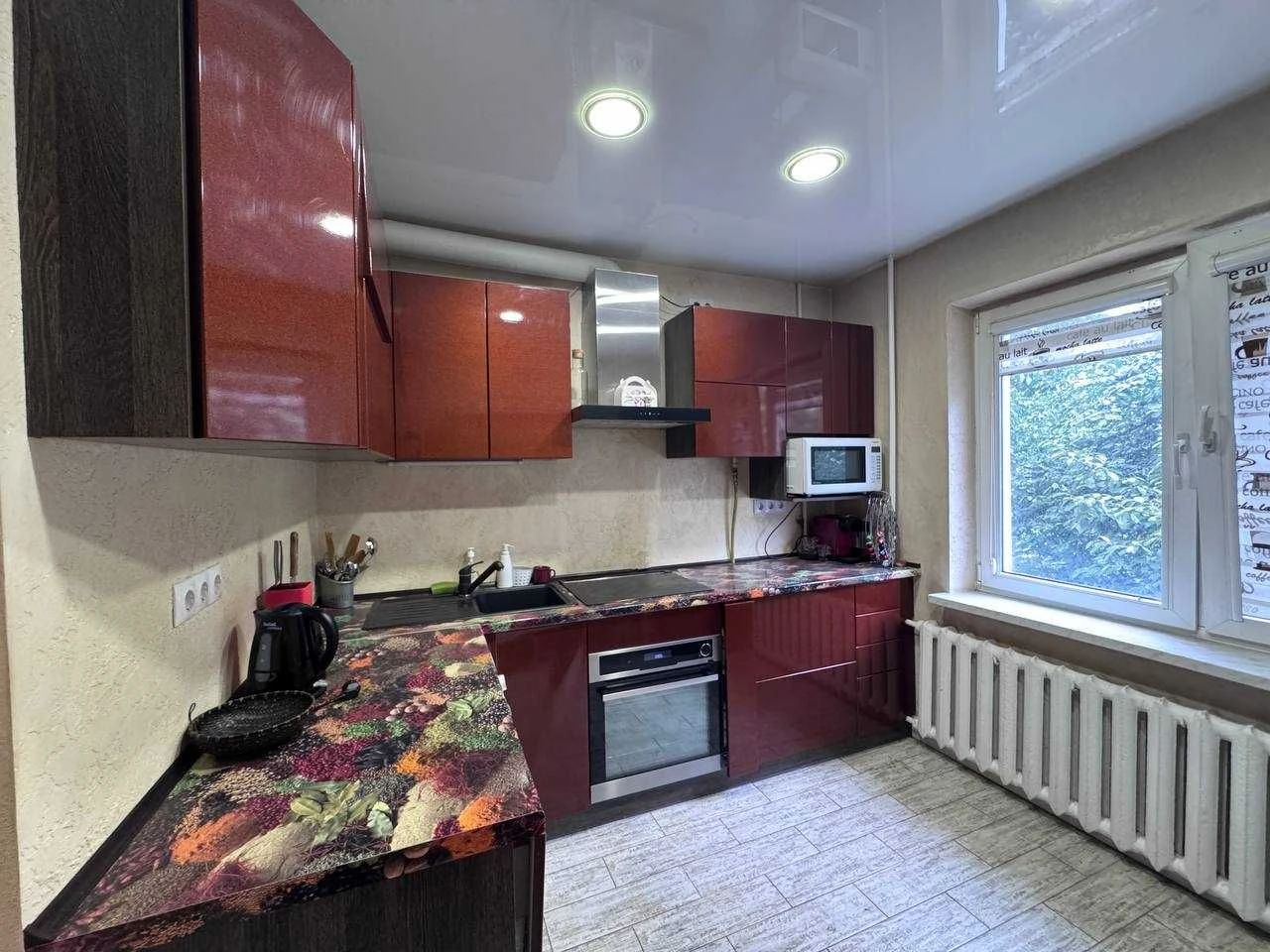 ПРОДАЖ 2-кімнатна квартира | 50 м² | 2 ПОВЕРХ