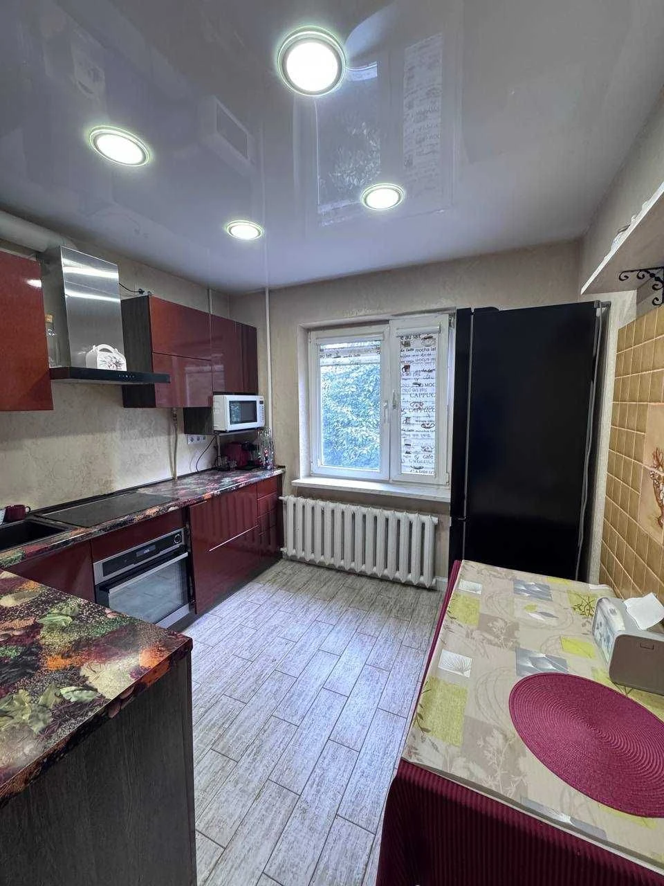 ПРОДАЖ 2-кімнатна квартира | 50 м² | 2 ПОВЕРХ
