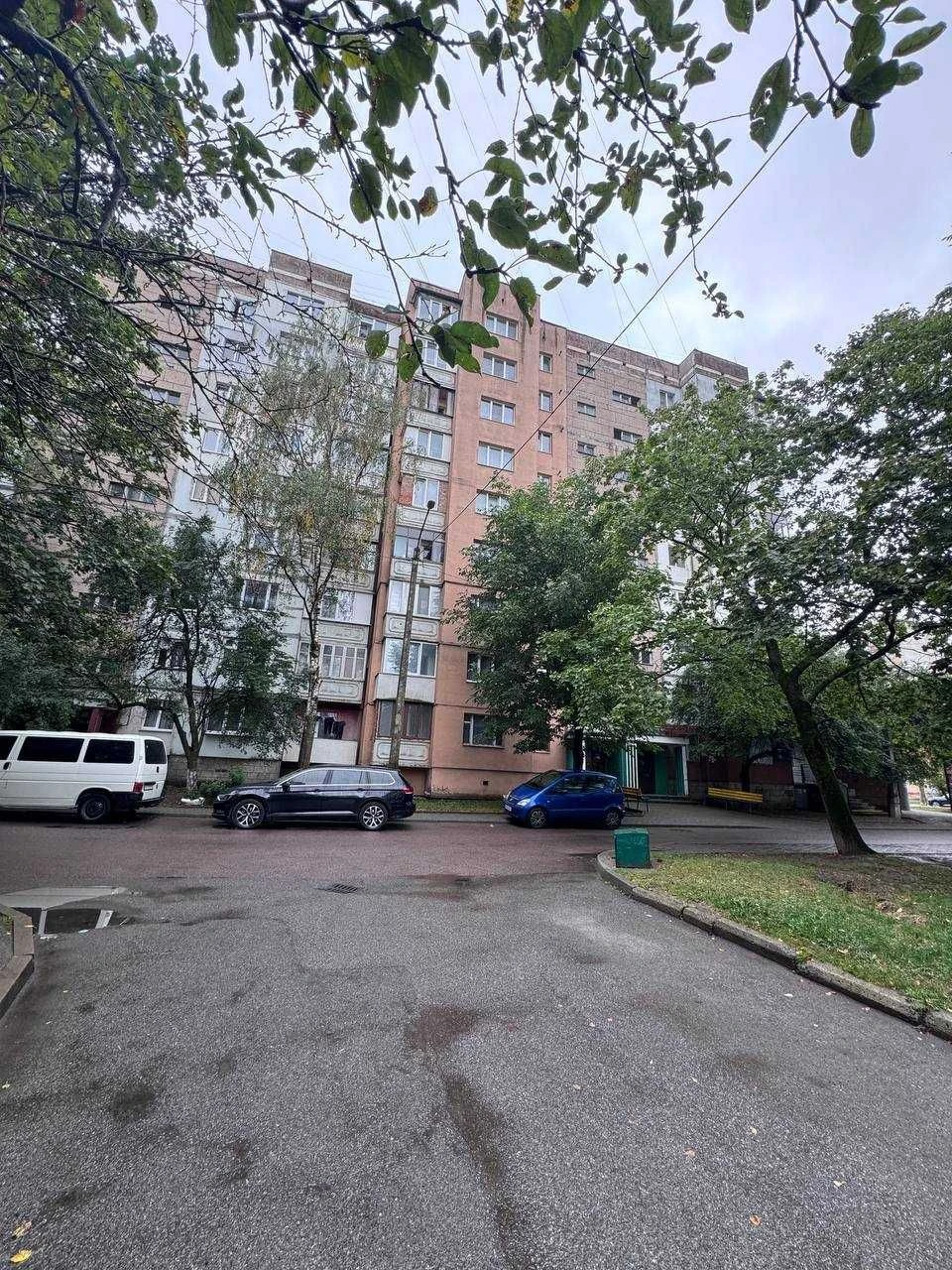 ПРОДАЖ 2-кімнатна квартира | 50 м² | 2 ПОВЕРХ