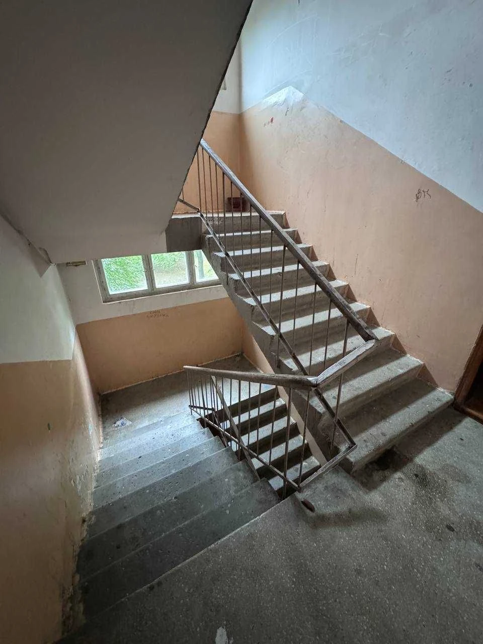ПРОДАЖ 2-кімнатна квартира | 50 м² | 2 ПОВЕРХ