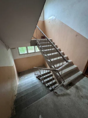 ПРОДАЖ 2-кімнатна квартира | 50 м² | 2 ПОВЕРХ