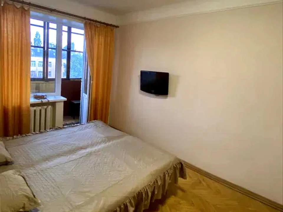 Квартира. Київ, Вацлава Гавела бульв. (Івана Лепсе)