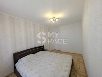 Продаж 3-кімнатної квартири, Харківське шосе, 21/6