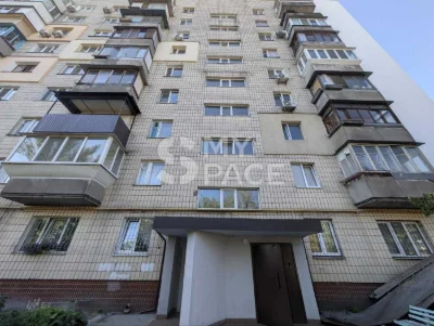 Продаж 3-кімнатної квартири, Харківське шосе, 21/6