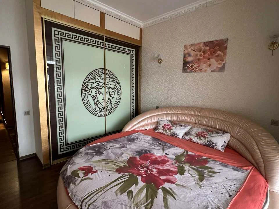 Квартира. Одеса, Аркадійське плато вул. (Гагаринське плато)