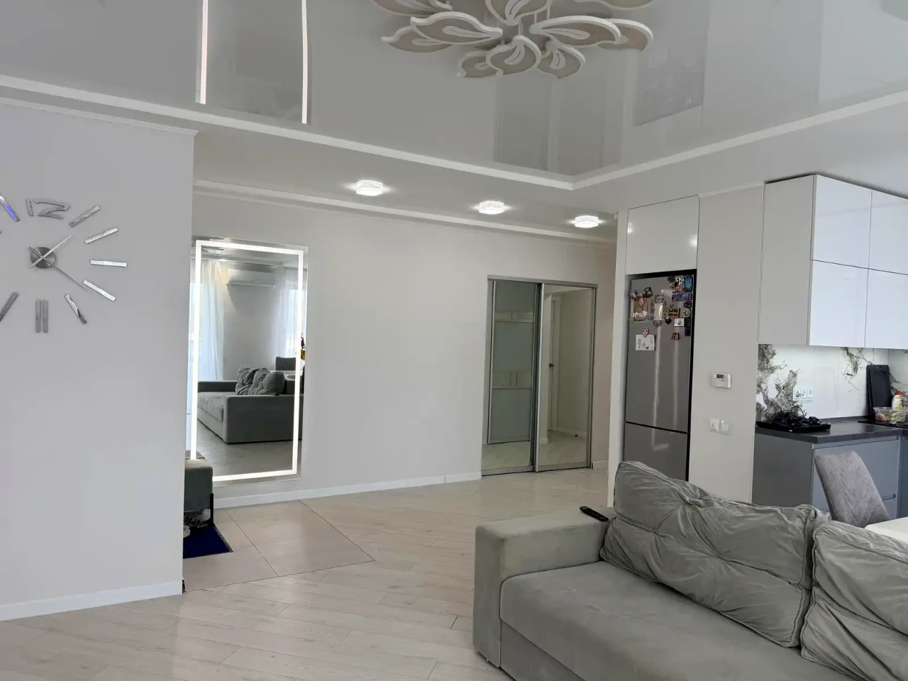Продаж квартири 3-кімн. 68 м² 6/9 пов.