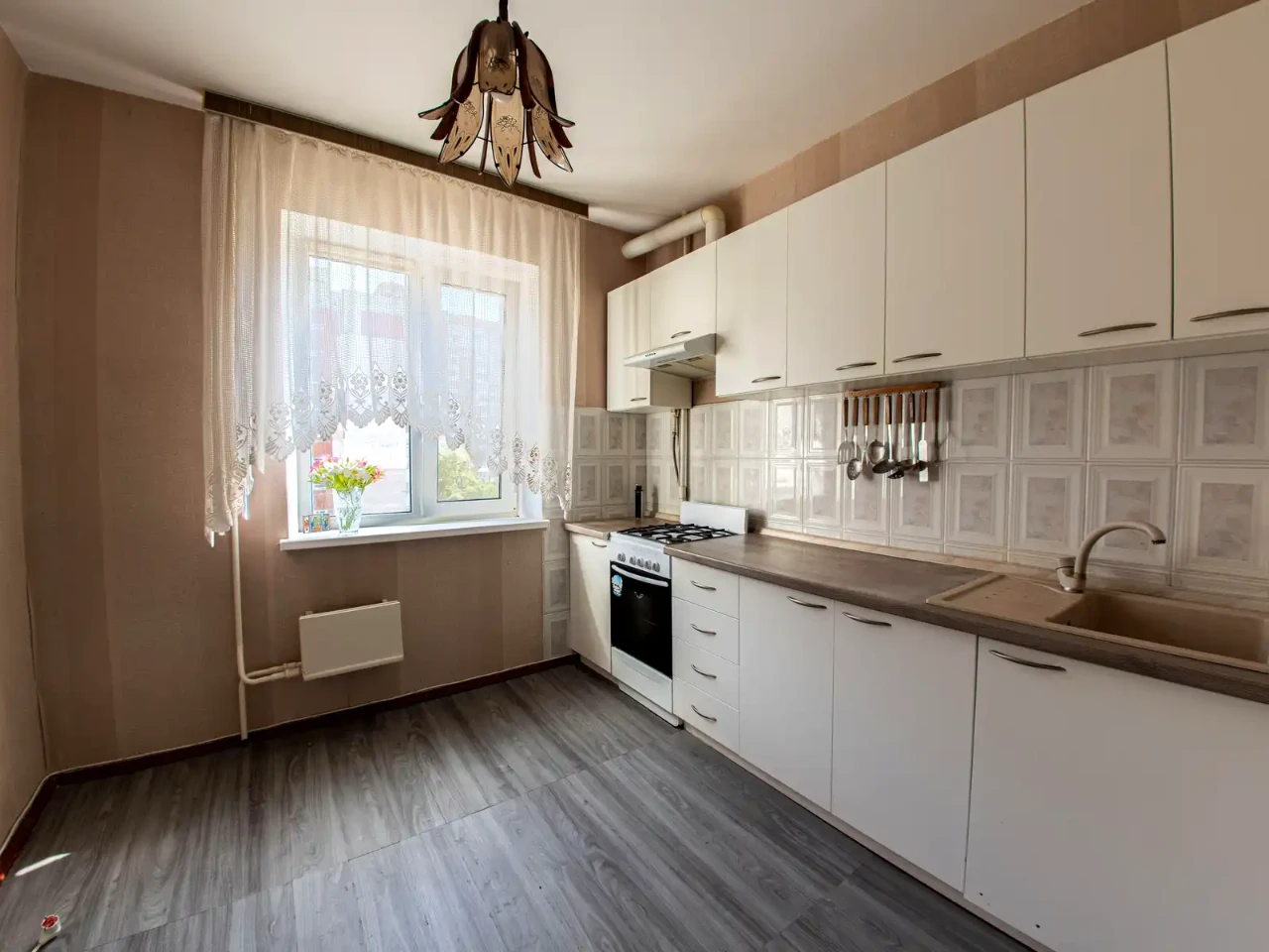 Продаж квартири 2-кімн. 53.7 м² 5/10 пов.