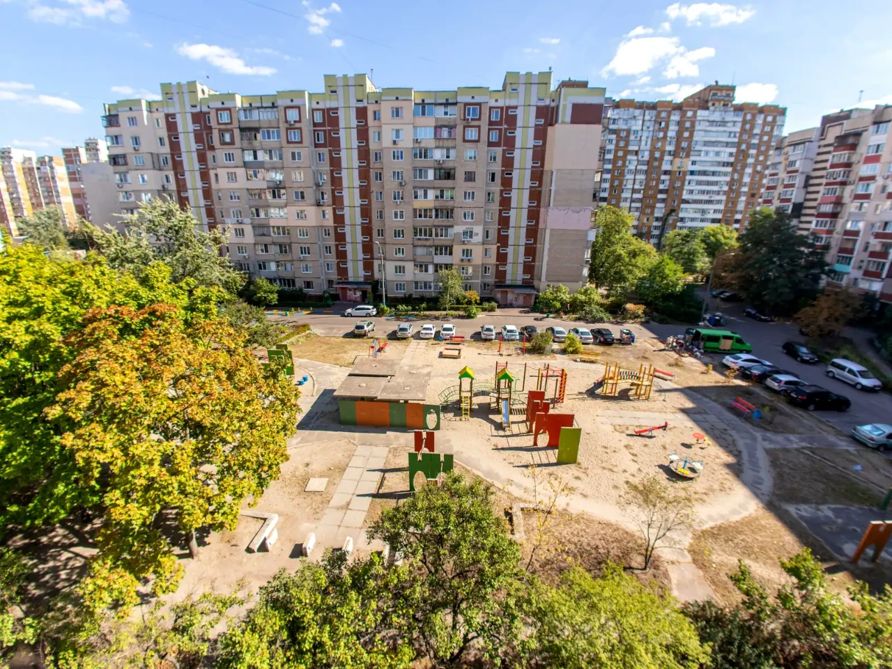 Продаж квартири 2-кімн. 53.7 м² 5/10 пов.