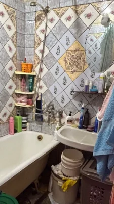 Продам 2 к на Гладкова 12 квартал