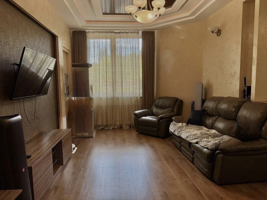 ШВИДКИЙ ПРОДАЖ! НАЙВИГІДНІША ЦІНА В ЖК Пори  Року .Топ локац