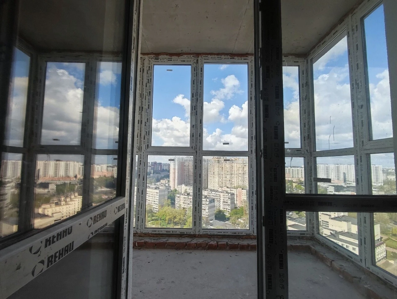 Продаж стильної 1-кімнатної квартири в ЖК Голосіївський. Мет