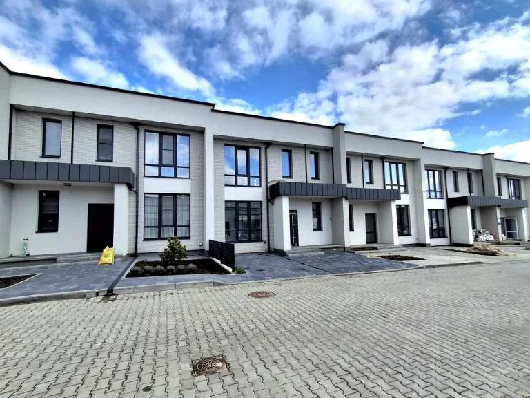 Будинок. Хмельницький, Сергія Параджанова
